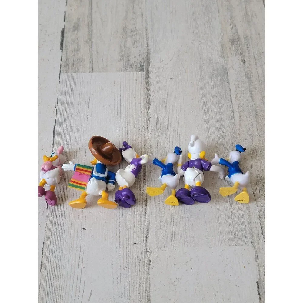Daisy Donald Duck couple variety pack‎ toy Figure Set Disney
